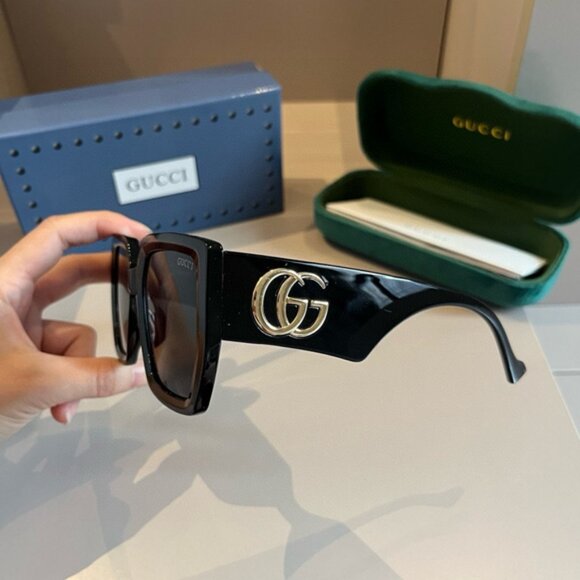 Gucci Women\'s Designer Sunglasses main image 4